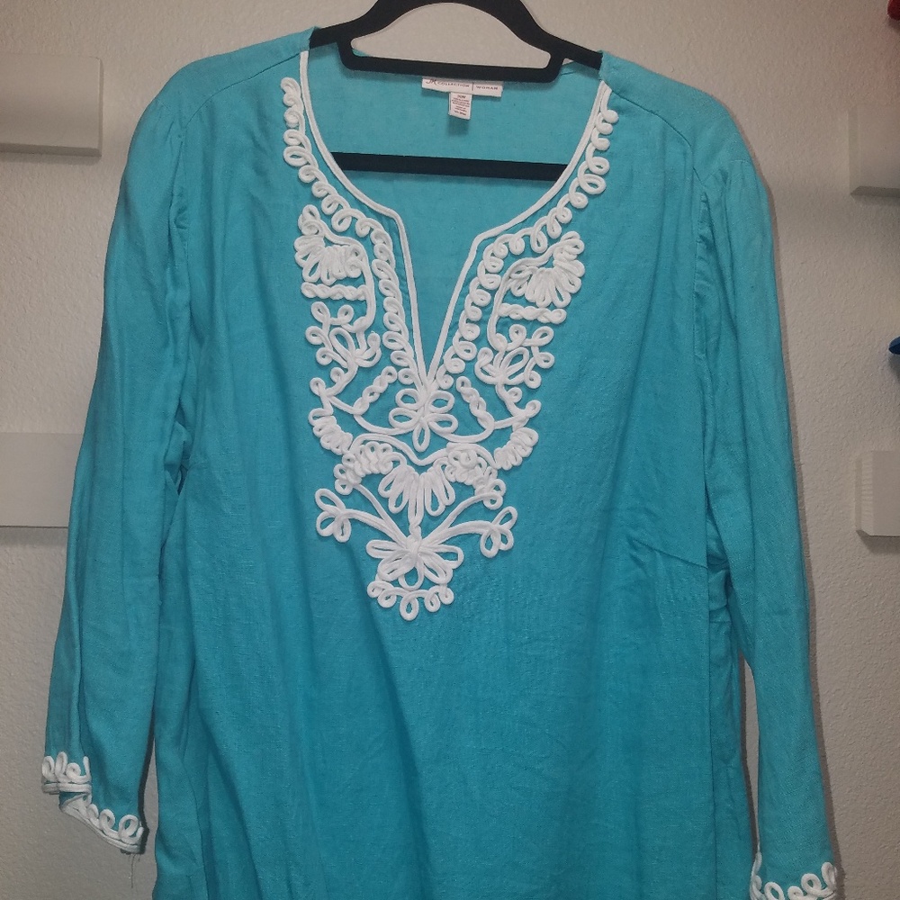 Beautiful plus size blouse
